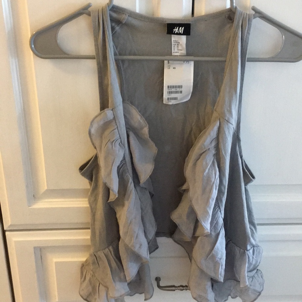 New H&M flowy ruffled vest